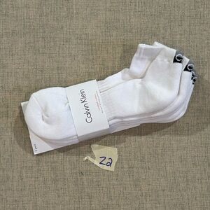 Puma Men's White Athletic Socks